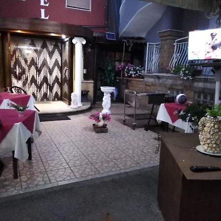 Hotel La Carina غروتاميناردا المظهر الخارجي الصورة