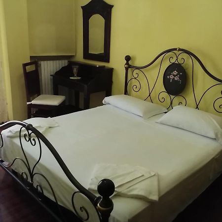 Hotel La Carina غروتاميناردا المظهر الخارجي الصورة