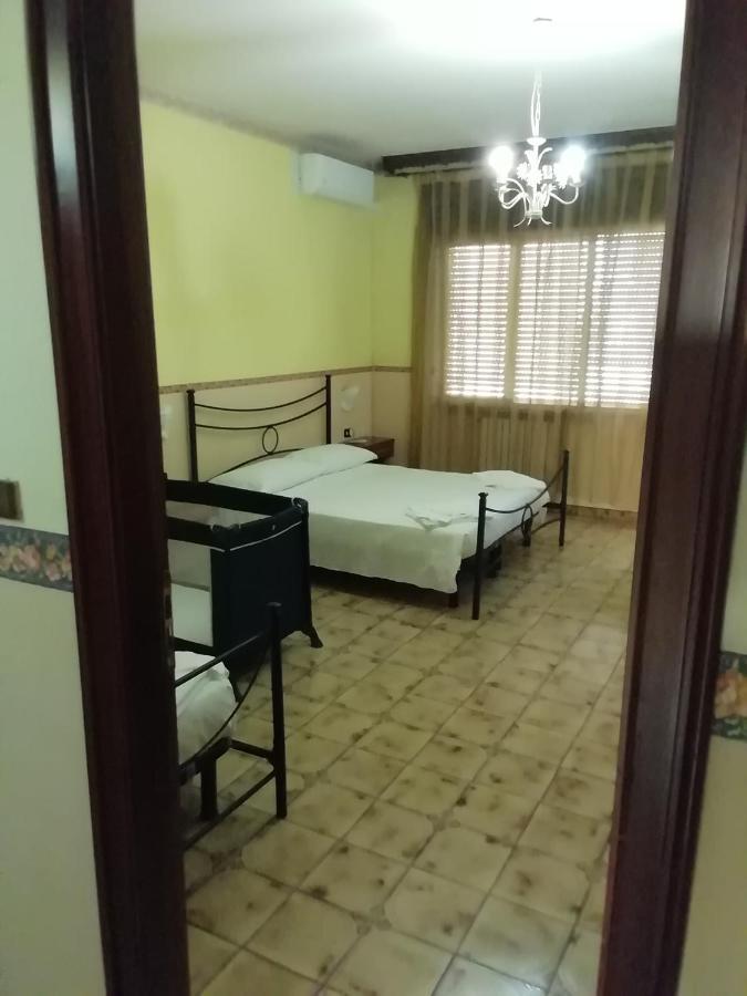 Hotel La Carina غروتاميناردا المظهر الخارجي الصورة